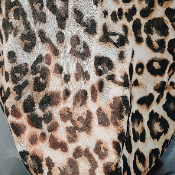 Leopard Print Tini LiLi jBloush with Peach Trim - Picture 4 of 4